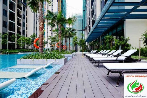 Khung cảnh hồ bơi trong chung cư Hà Đô tại quận 10